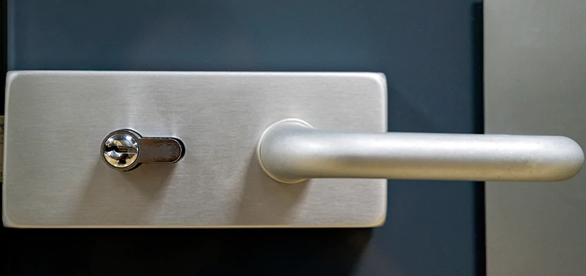 Change Patio Door Locks in Marina del Rey, California